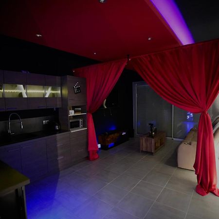 L Unique Cinema Room Γκρενόμπλ Εξωτερικό φωτογραφία